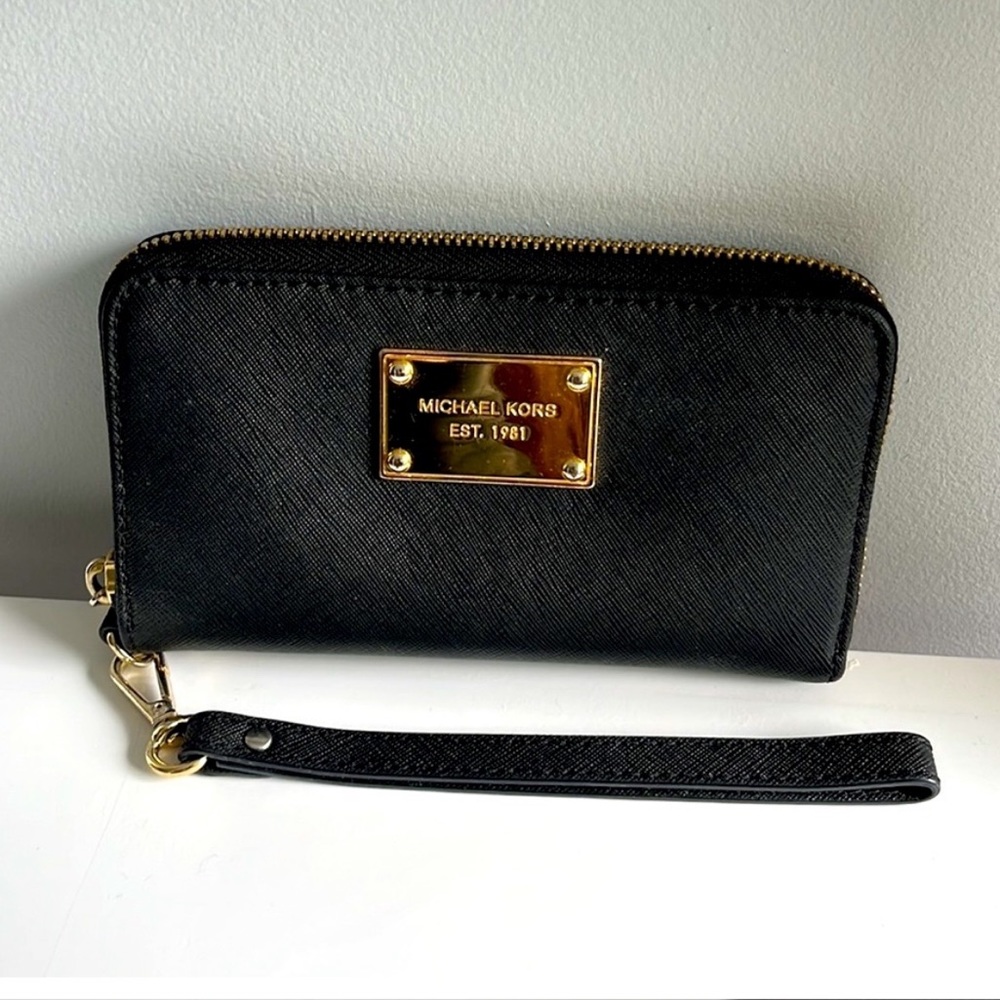 Bundle for @cookie9572